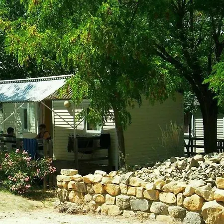 3 Etoiles - Piscine - Ccbbehh Campingplatz Saint-Remeze
